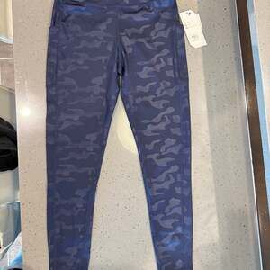 BSP Better Sports Performance Women's Camouflage Dots High Waisted 7/8 Leggings